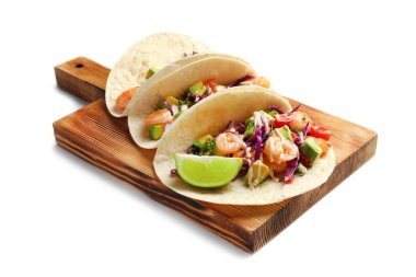 Lezzetli karides tacos ile ahşap tahta