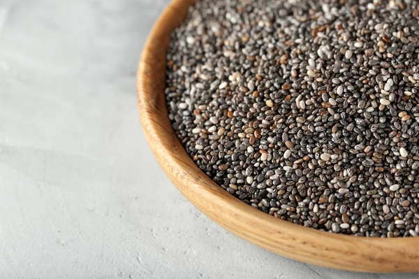 Kom met chia zaden op tafel — Stockfoto