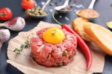 lezzetli biftek tartar 