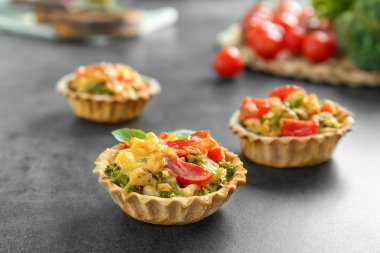 Lezzetli çıtır tart  