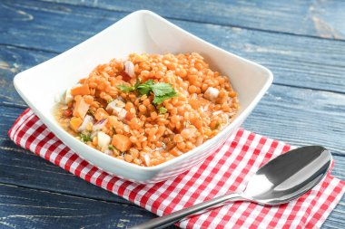 Lezzetli mercimek çorbası