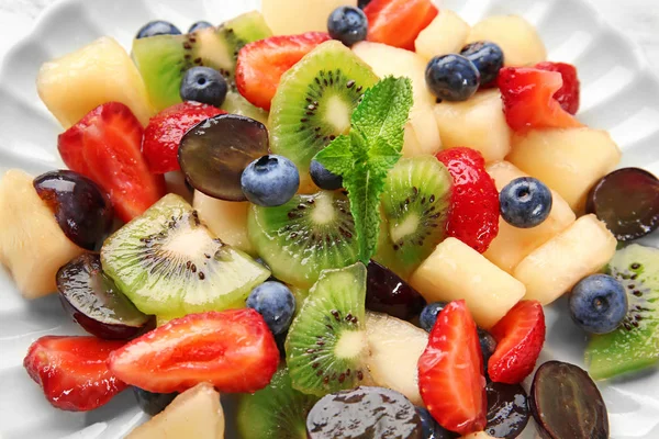 Heerlijke fruitsalade — Stockfoto