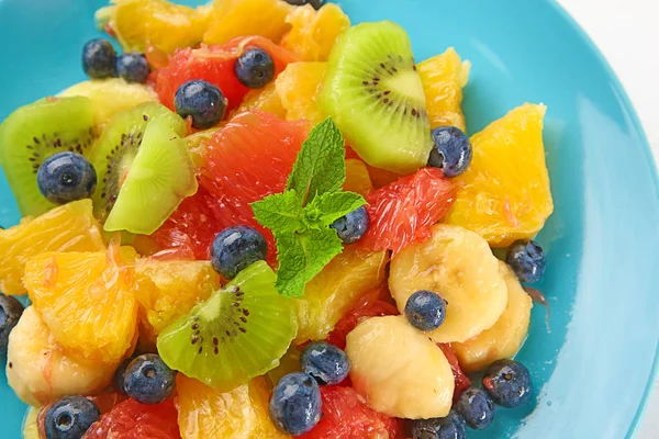 lezzetli meyve salatası 