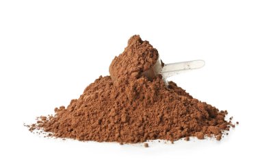 Protein tozu ve beyaz arka plan üzerinde Kepçe