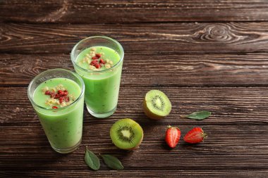 Goji meyveleri ile güler yüzlü