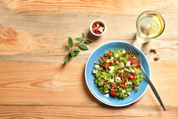 Deliciosa ensalada de bayas de goji —  Fotos de Stock