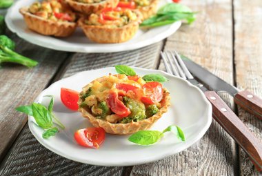 Lezzetli çıtır tart  