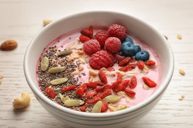 Goji meyveleri ile lezzetli breakfast