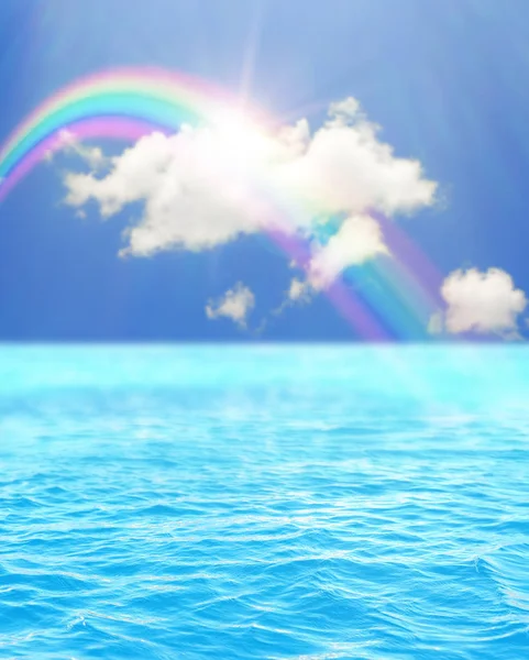 Océano y hermoso arco iris — Foto de Stock