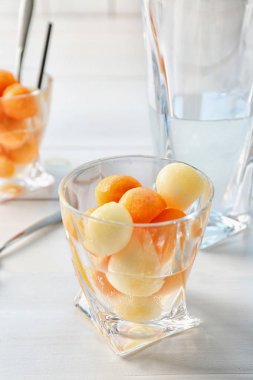 kavun topları ile lezzetli kokteyl