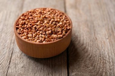 kabın içinde ham buğday 