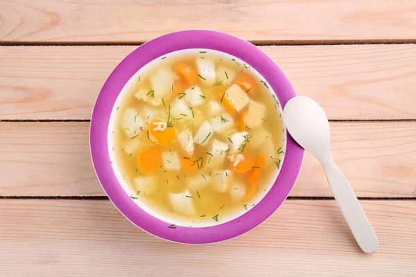 Piatto di deliziosa zuppa per bambini — Foto Stock