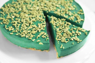 Lezzetli spirulina cheesecake 