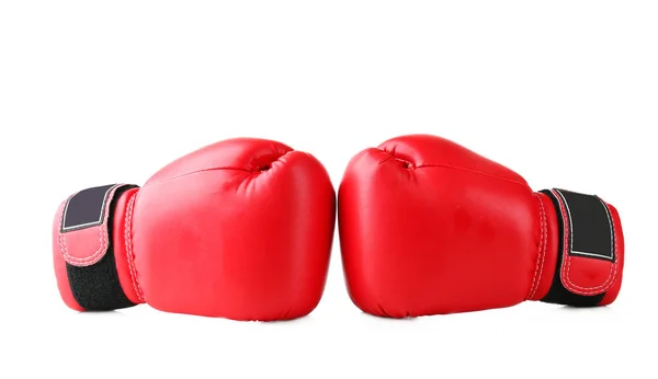 Paire de gants de boxe rouge, isolés sur blanc — Photo