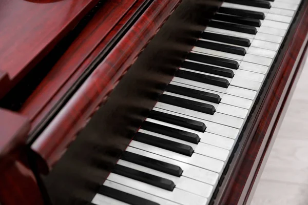 Винтажные клавиши для пианино, крупный план — стоковое фото