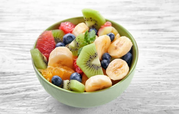 Delicious fruit salad — Stock Photo, Image