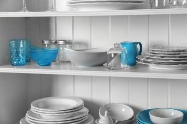 dishware ayaklıklı depolama