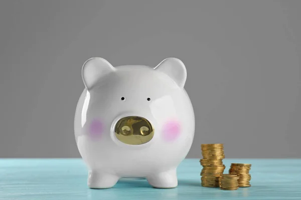 Schattig piggy bank — Stockfoto