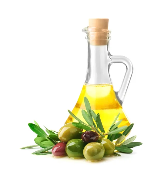 Sammansättning med oliver och olja — Stockfoto