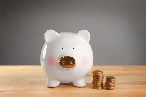 Schattig piggy bank — Stockfoto