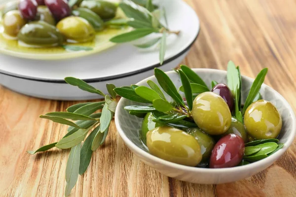 Bowl with canned olives — Stock Photo, Image