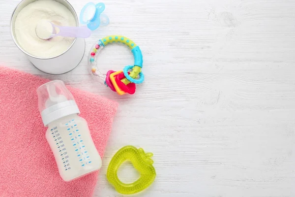 Feeding bottle of baby milk formula — Stock Photo, Image