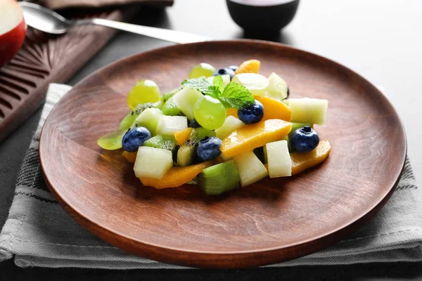 Delicious fruit salad — Stock Photo, Image