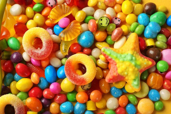 Kleurrijke snoepjes, close-up — Stockfoto