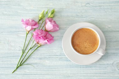 Aromatik sabah kahve ile kompozisyon