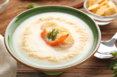 Karidesli kase lezzetli krem çorbası