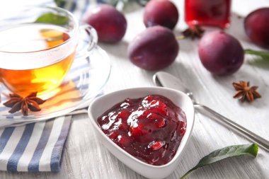 lezzetli Erik reçeli