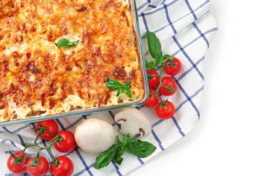 Yemek pişirme içinde patates güveç 