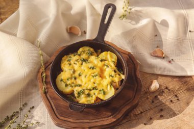 Lezzetli patates güveç