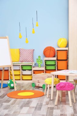 Güzel iç çocuk odası