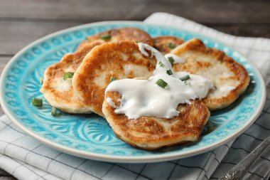 Plaka Hanukkah patates gözlemesi 