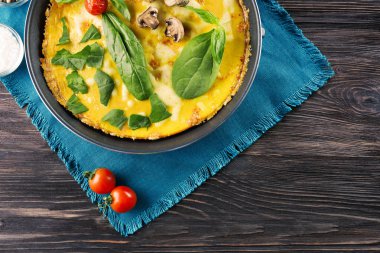 Ispanaklı lezzetli frittata 