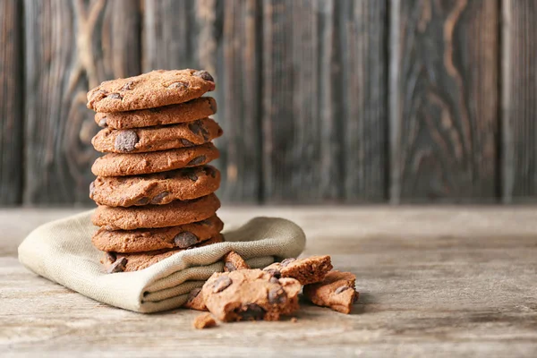 Delicious oatmeal cookies with chocolate chips — Stock Photo, Image