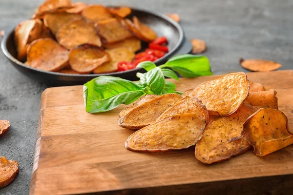Fincsi, édes burgonya chips — Stock Fotó