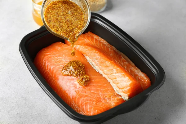 salmon fillet with honey mustard