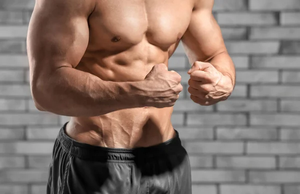 Muscular young man — Stock Photo, Image