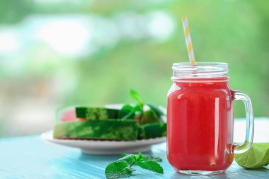 Taze karpuz smoothies