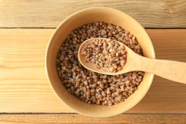 Pişmiş buğday ile kase 