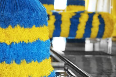 Otomatik oto yıkama görünümünü