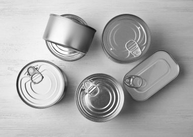 Teneke kutular yakın çekim