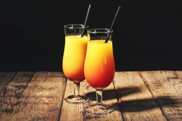 Glasses with tasty exotic cocktail — Stock Photo, Image