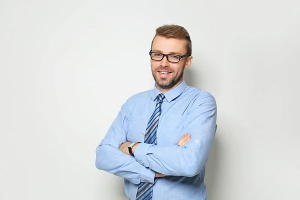 Attractive man in suit — Stock Photo, Image