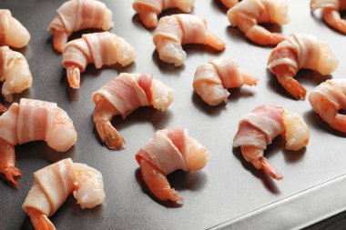 Pastırma sarılmış karides 