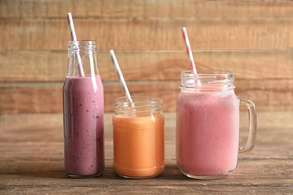 Züccaciye Mağazaları ile lezzetli smoothie — Stok fotoğraf