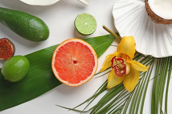 Composição com frutas tropicais — Fotografia de Stock