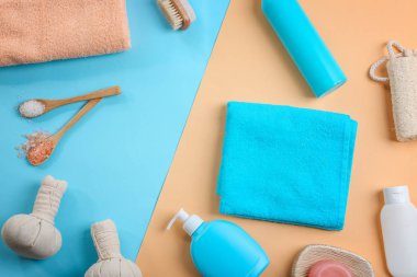 Banyo aksesuarları ile kompozisyon